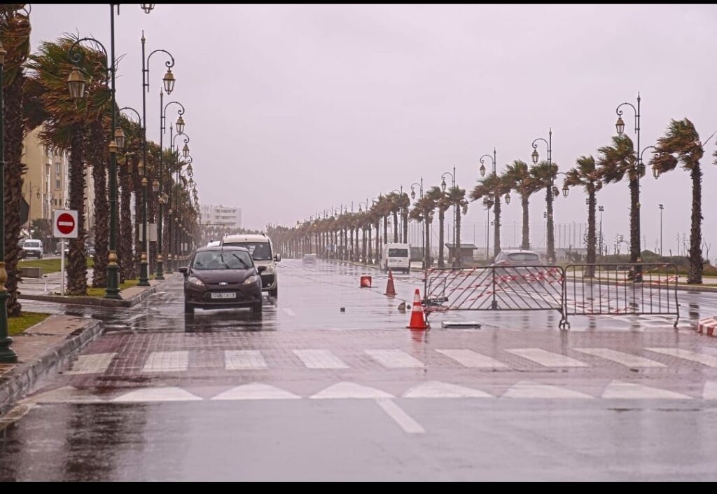 المغرب على موعد مع تقلبات جوية شديدة: أمطار غزيرة، ثلوج ورياح قوية هذا الأسبوع* المغرب على موعد مع تقلبات جوية شديدة: أمطار غزيرة، ثلوج ورياح قوية هذا الأسبوع*