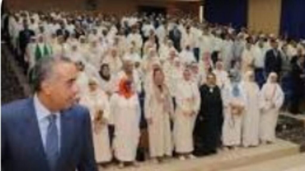 خبـــر…استقبل المدير العام للأمن الوطني ولمراقبة التراب الوطني عبد اللطيف حموشي، يومه الثلاثاء 20 ماي الجاري، منتسبي أسرة الأمن الوطني ومراقبة التراب الوطني القاصدين الديار المقدسة بالمملكة العربية السعودية لأداء فريضة الحج برسم سنة خبـــر…استقبل المدير العام للأمن الوطني ولمراقبة التراب الوطني عبد اللطيف حموشي، يومه الثلاثاء 20 ماي الجاري، منتسبي أسرة الأمن الوطني ومراقبة التراب الوطني القاصدين الديار المقدسة بالمملكة العربية السعودية لأداء فريضة الحج برسم سنة